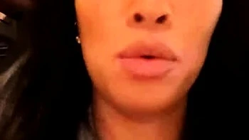 Amateur hottie solo masturbation videos