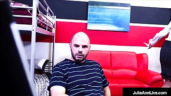 Hottie Julia's blonde video videos