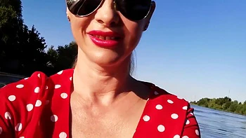 I Flash My Sexy Body On The Boat Ride With My Friends With Wet Kelly videos