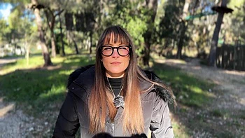 A solution proposed to Samantha - Jacquie et Michel TV videos