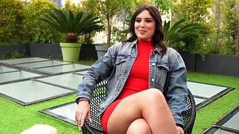 Red Lily is definitely addicted to sex... - Jacquie et Michel TV videos