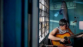 Maninilip (2025) Tagalog videos