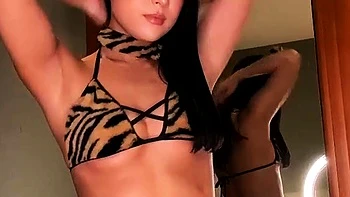 Exposed slim Rose Melle simpcity videos