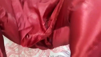 Indian Stepsister-in-law Agrees To Sex On Her Birthday - Hindi Audio videos