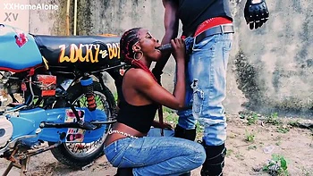 Vera The African Skinny Handles Thick Bbc Outdoor videos