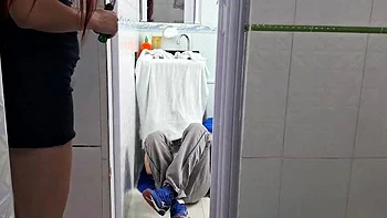 Skinny Redhead Latina Gets Fucked Hard By Plumber - Amateur Blowjob & Cumshot videos