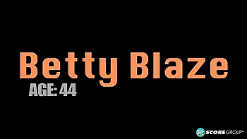 Levi Cash Anal Fucks Betty Blaze Hardcore - Brunette MILF Takes Big Cock & Facial Cumshot videos