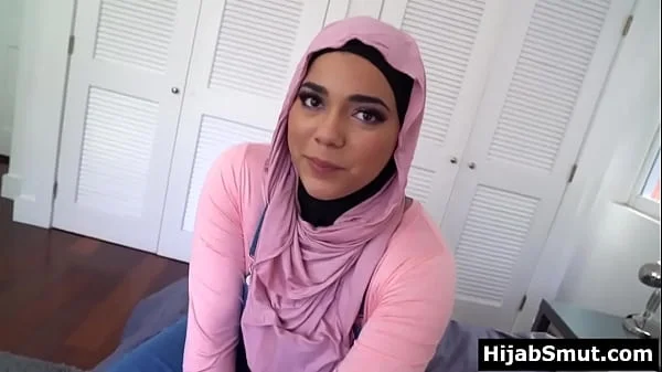 Thick muslim teen looses virginity to her stepuncle videos