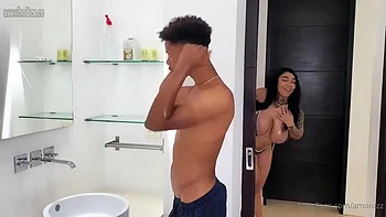 Big Ass Amateur Sucked Doggy & Missionary videos