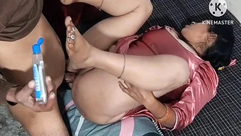 Desi Dehati Bhabhi Ki Gand Mari Tel Laga Ke Gand Mari videos