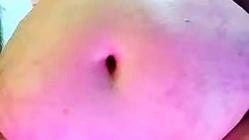 Jugadora amateur de tenis muestra sus enormes tetas de cerca videos