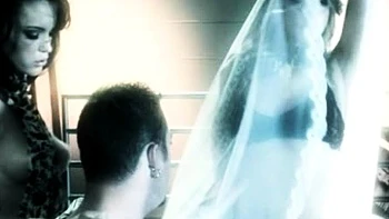 Babe hardcore en trio avec pornstar et fellation videos