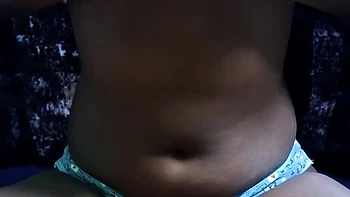 Indian College Girl Showing Boobs(tamil Clg Ponnu Molai) videos