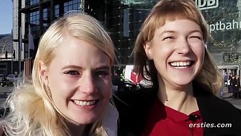 Auf Einer Fahrt Mit Dem Zug videos