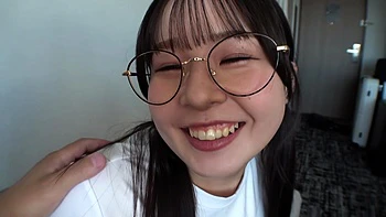 Momo de 20 años y cuerpo jugoso se entrega al polvo duro videos