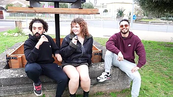 Jade ignites the Swame House in an infernal trio! - Jacquie et Michel TV videos