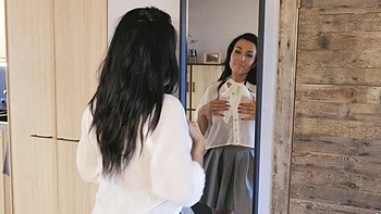 Stefania, with big natural tits, enjoys solo masturbation while showing off her huge boobs. videos