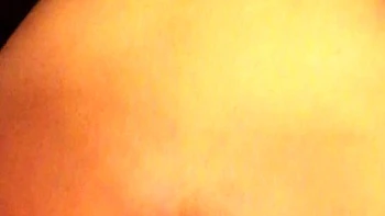 Милая брюнетка подросток делает любительский минет с кончой в лицо videos