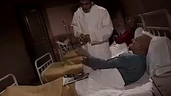 Spielend und fickend: große Titten, fetter Arsch Hardcore videos