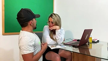 Pistolet nain baise la grosse bite d'Ines Ventura videos