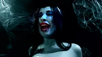 Винтажная ковбойша сосёт и трахает сзади videos