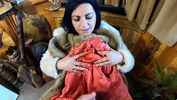 MILF latina con culo grande follada duro a cuatro patas videos