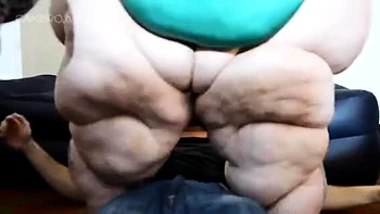 SSBBW Bobbi Jo se sienta en la cara y aplasta su culo videos