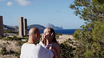 Stacy Cruz und Christian Clay ficken hart am Pool videos