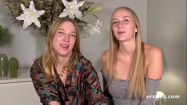 Ersties: Ultra heiße deutsche Blondinen lecken, fingern, vögeln videos