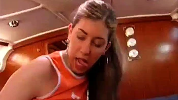 Adolescente tímida follada anal, con polla y perrito videos