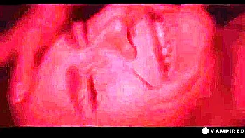 Clemence Audiard, ruiva dominadora com peitos grandes videos