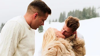 MILF Brandi Love baisée durement en trio avec crachat videos