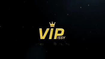 Busenstarke Lesben Angel und Antonia pissen und spritzen hart videos