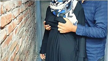 Indian Muslim Girl Fucking With Her Boyfriend videos