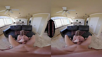 Harlow steht total auf großen Schwanz und fickt hart videos