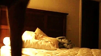 Amador chupando e fodendo na posição missionária montada videos