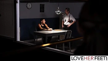 Kenzie Taylor worships feet with Victor Ray's footjob videos