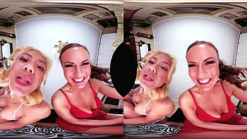 Lesbischer VR-Fick in der virtuellen Realität videos