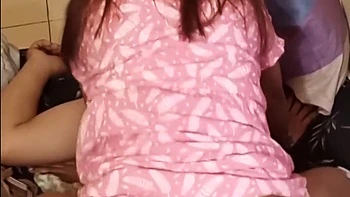 Весело трахаю хорошую свекровь videos