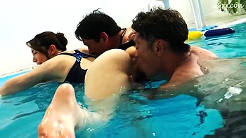 Сексуальные азиатки кончают сборник videos