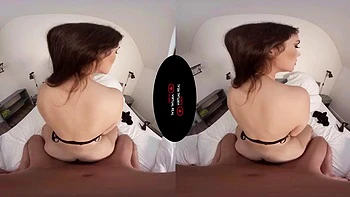 Valentina VR : pipe profonde, levrette et cowgirl videos
