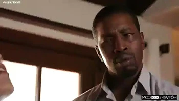 Sophia fazendo boquete e cavalgando interracial doggy videos