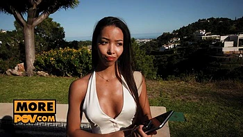 Новая риелторша Лиа Лин трахает тебя в пизду videos