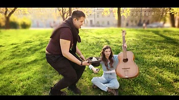 Чарли Дин жестко трахает Николь Рэй: минет, догги, наездница videos