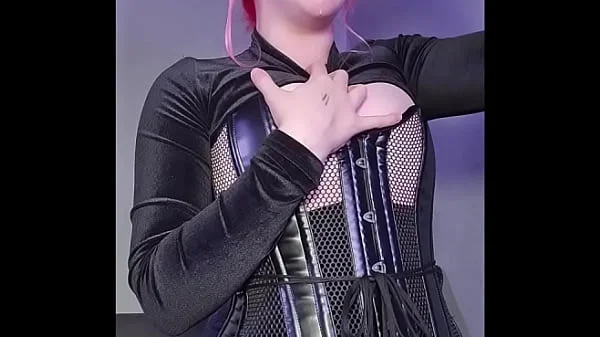 Extreme Deepthroat Showing Off Throat Distension videos