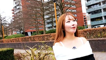 Японка Сакура жестко трахается videos