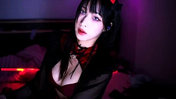 MILF morena peituda goza ASMR videos