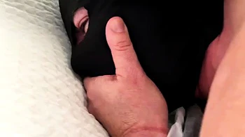 O playground femdom ao ar livre da Senhora Tess videos