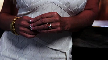 MILF rubia Ainslee follada con enorme polla negra videos