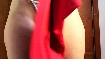 Probiert winzige Mikro-String-Tangas an videos